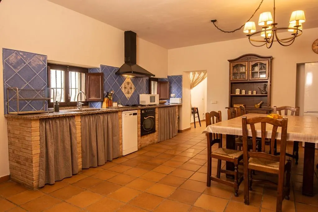 Casa Rural En Rupia Con Piscina
