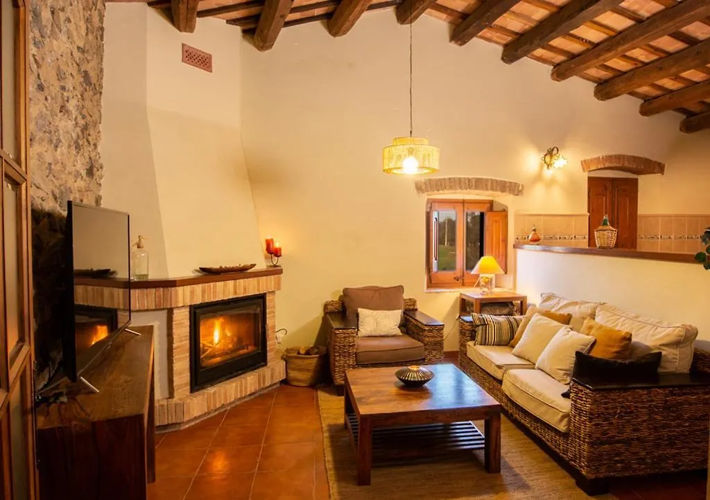 Casa Rural En Rupia Con Piscina contacts